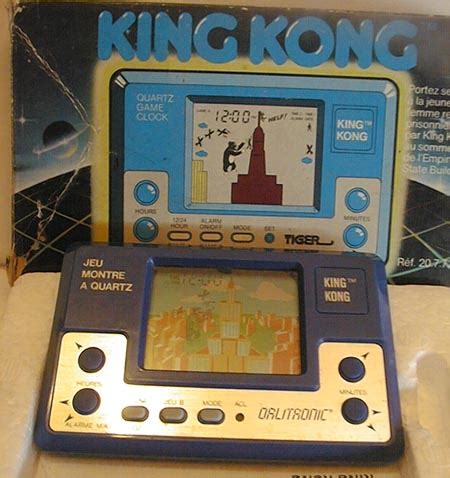 Electronics king in the arcade .